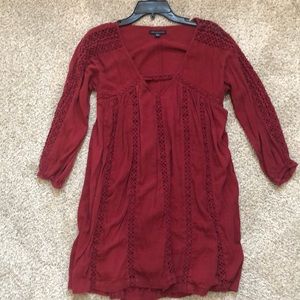 Maroon flowy AE dress